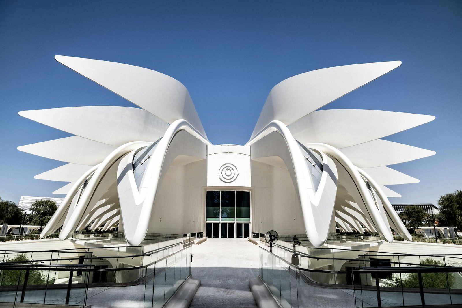 A stunning example of futuristic architecture at Dubai Expo Center, showcasing modern design elements.